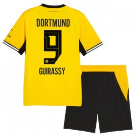 Camisolas Borussia Dortmund Guirassy 9 Criança 1º Equipamento Principal 2026-27 Manga Curta