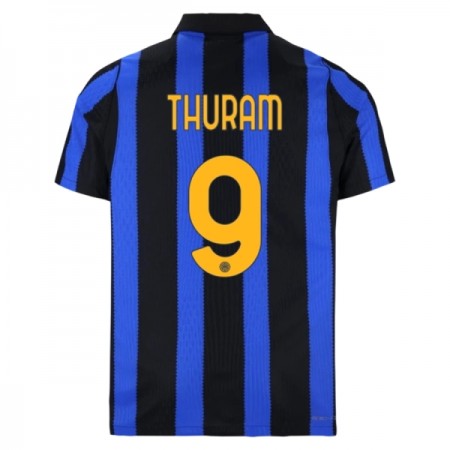 Camisolas Inter Milan Thuram 9 1º Equipamento Principal 2026-27 Manga Curta Camisolas Inter Milan Thuram 9 1º Equipamento Principal 2026-27 Manga Curta